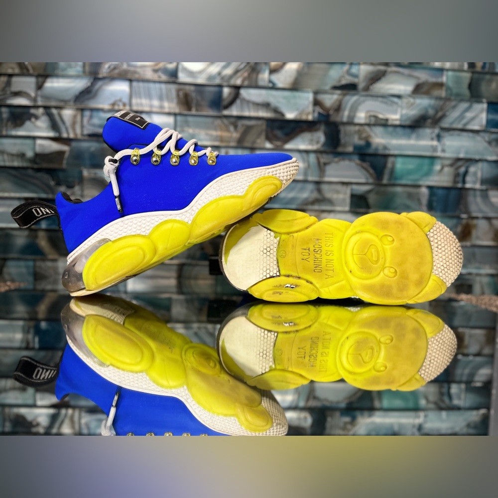 (RARE) Moschino Couture Shoes